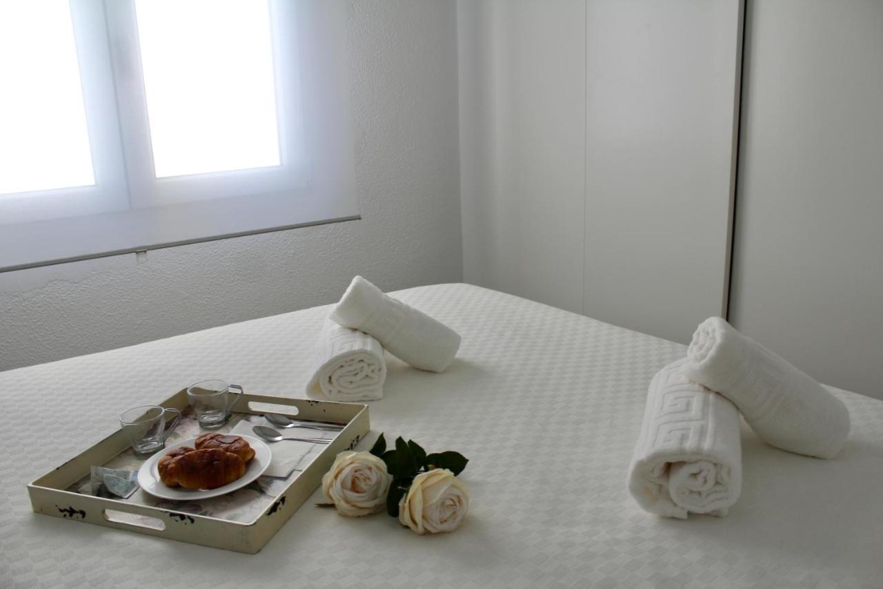 Wish Suite Campana De Sevilla Zewnętrze zdjęcie